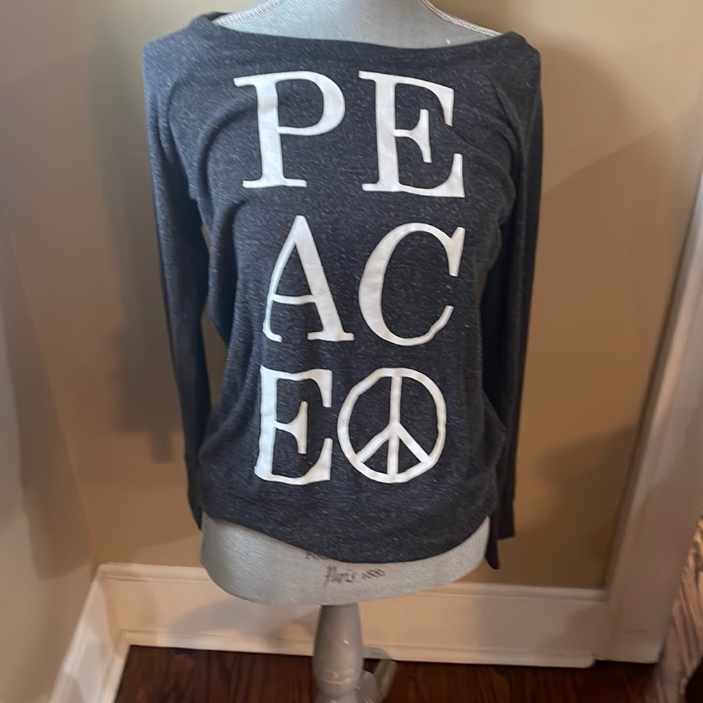 Chaser Size M used sweatshirt in excellent condition